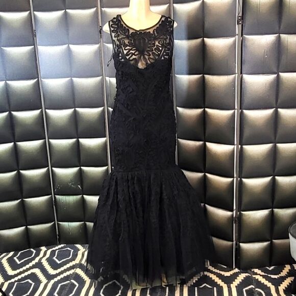 JS Collection formal gown - Picture 4 of 14